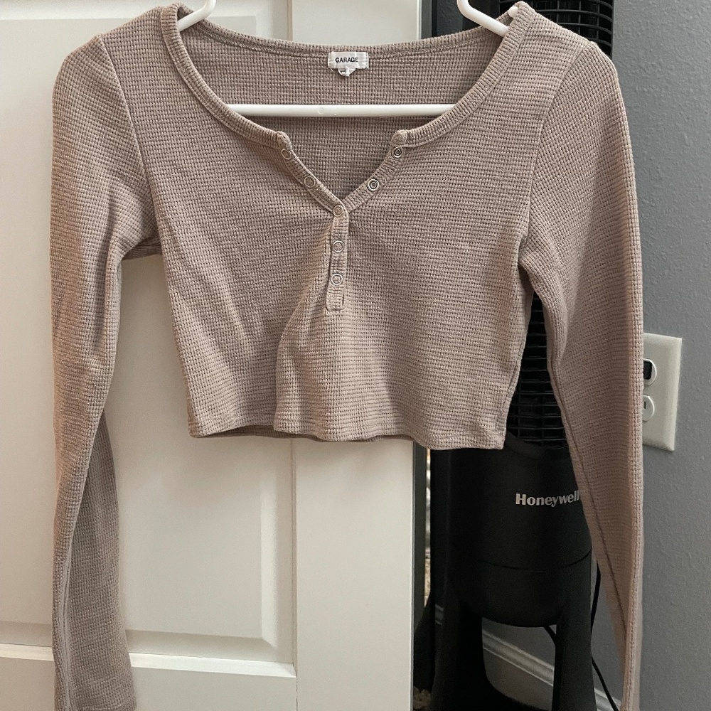 Extra Small Tan Cropped Garage Tee